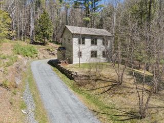 207 Hartness Way, Hartford, VT 05059