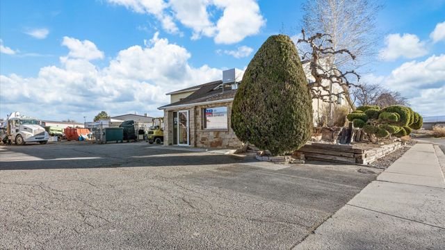 464 Base Rock Street, Grand Junction, CO 81501