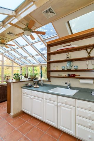 30 S River St, Wellesley, MA 02482