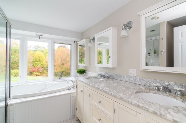 30 S River St, Wellesley, MA 02482