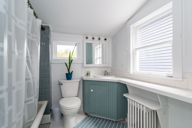 30 S River St, Wellesley, MA 02482