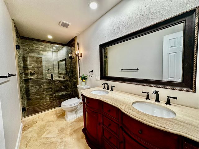 101 Middlefield Drive, Pottsboro, TX 75076