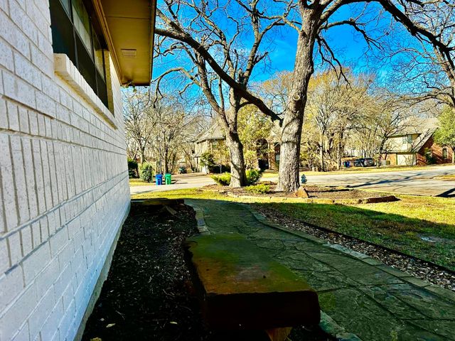 101 Middlefield Drive, Pottsboro, TX 75076