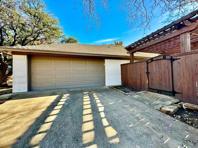 101 Middlefield Drive, Pottsboro, TX 75076