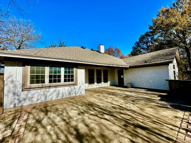 101 Middlefield Drive, Pottsboro, TX 75076