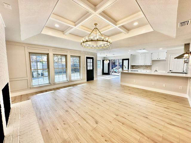 101 Middlefield Drive, Pottsboro, TX 75076