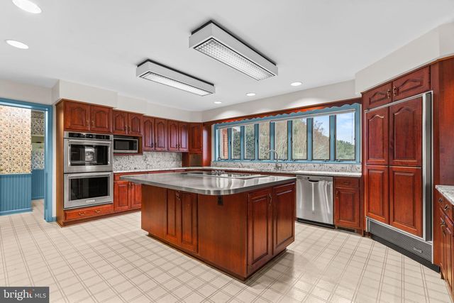 6005 TEN OAKS RD, Clarksville, MD 21029