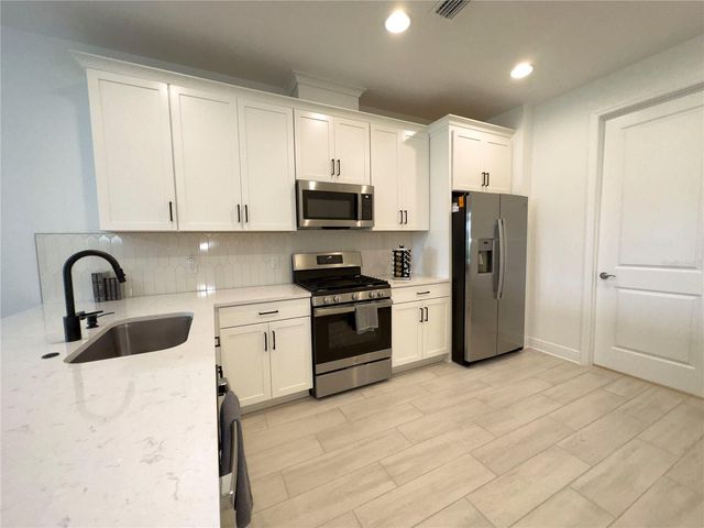 17881 CHERISHED LOOP, Bradenton, FL 34211