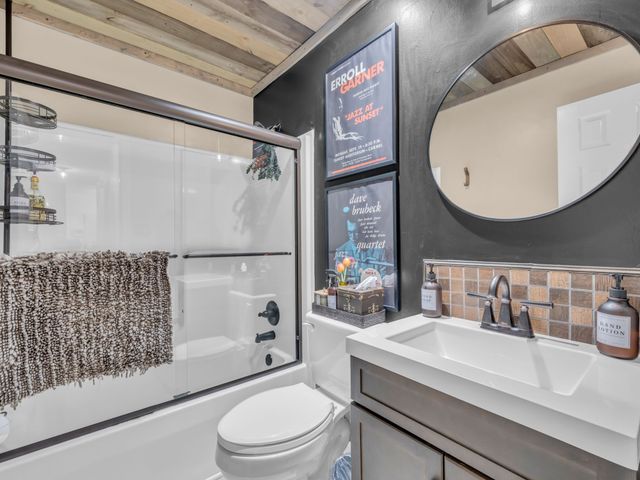 3848 Margie Ct, Clarksville, TN 37042