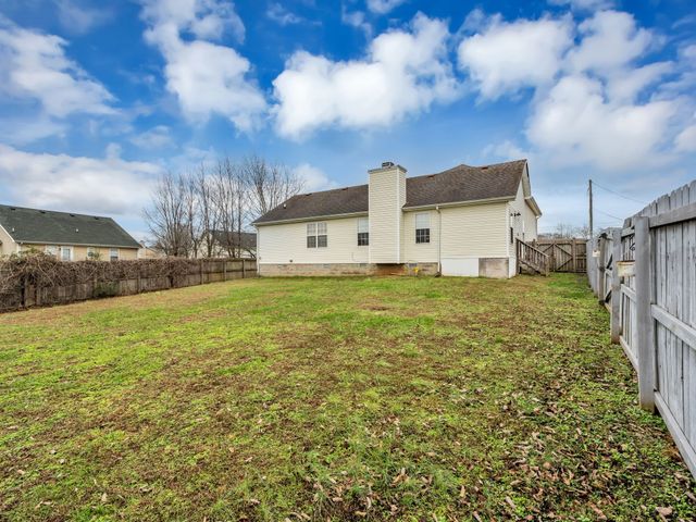 3848 Margie Ct, Clarksville, TN 37042