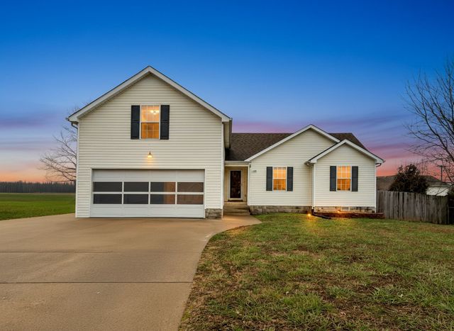 3848 Margie Ct, Clarksville, TN 37042