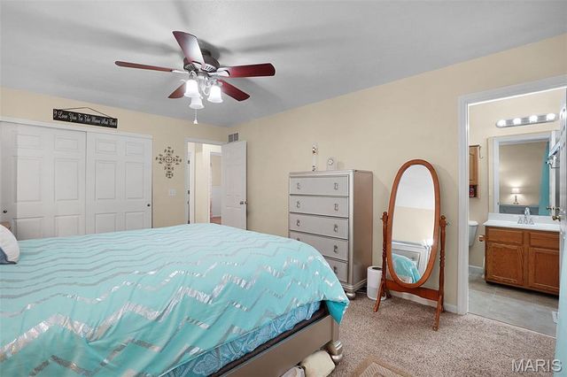 1019 Huntington Drive, Troy, MO 63379