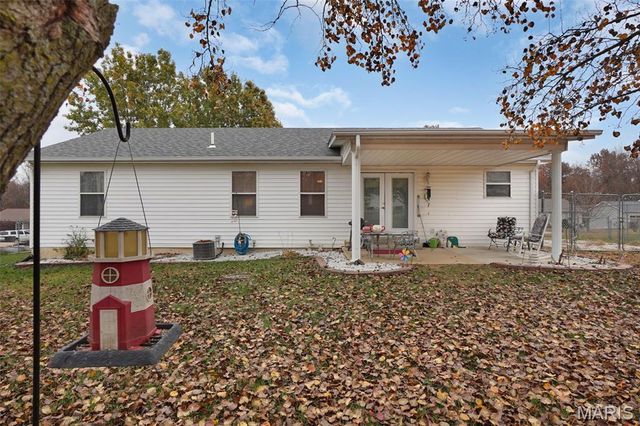 1019 Huntington Drive, Troy, MO 63379