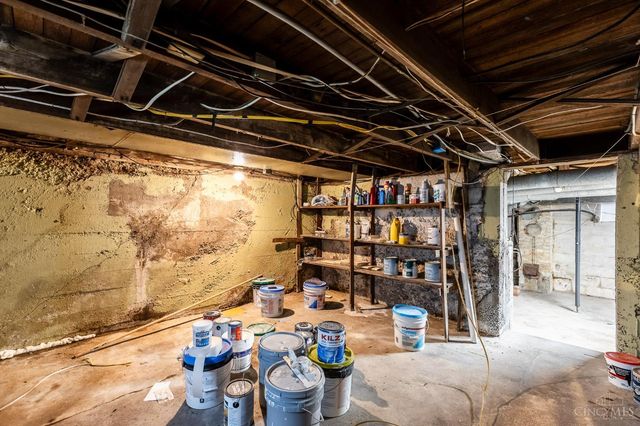 656 W Main Street, Blanchester, OH 45107