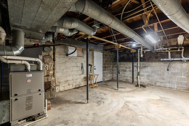 656 W Main Street, Blanchester, OH 45107