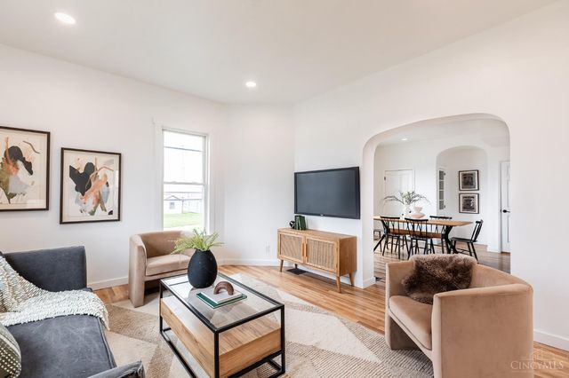 656 W Main Street, Blanchester, OH 45107