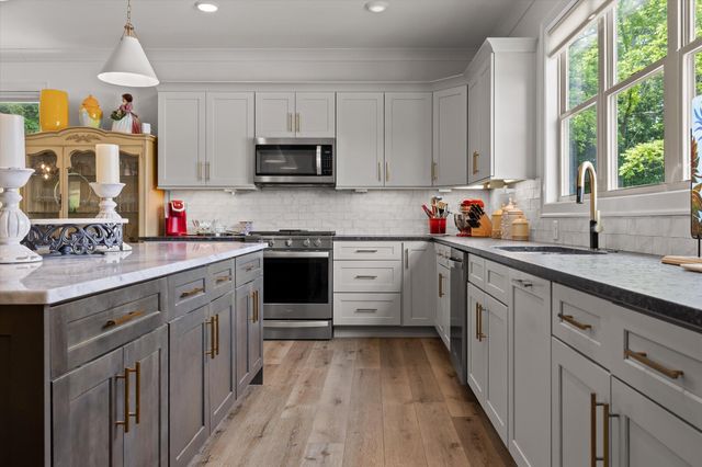 8635 Woodbury Acre Court, Harrison, TN 37341