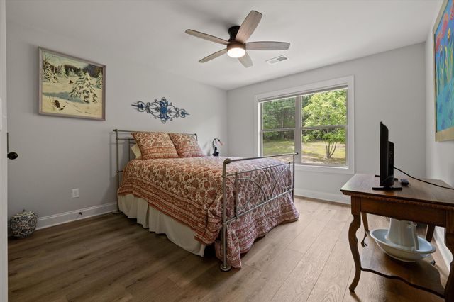 8635 Woodbury Acre Court, Harrison, TN 37341