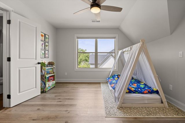 8635 Woodbury Acre Court, Harrison, TN 37341