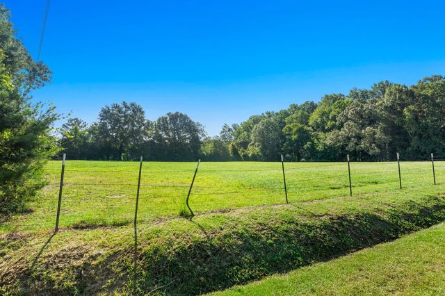280 Williams Drive, Campobello, SC 29322