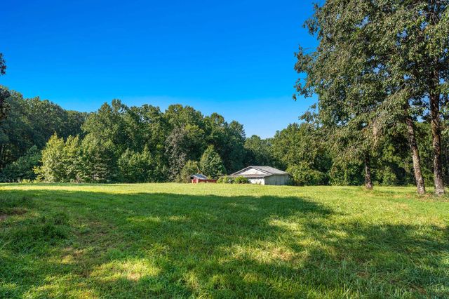 280 Williams Drive, Campobello, SC 29322