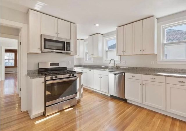 24 Richards Road 1, Watertown, MA 02472