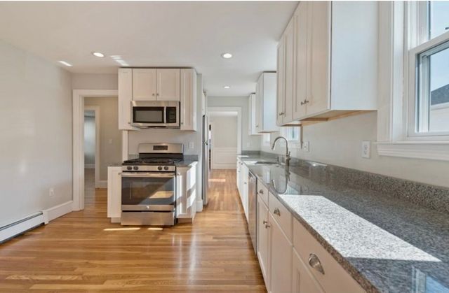 24 Richards Road 1, Watertown, MA 02472