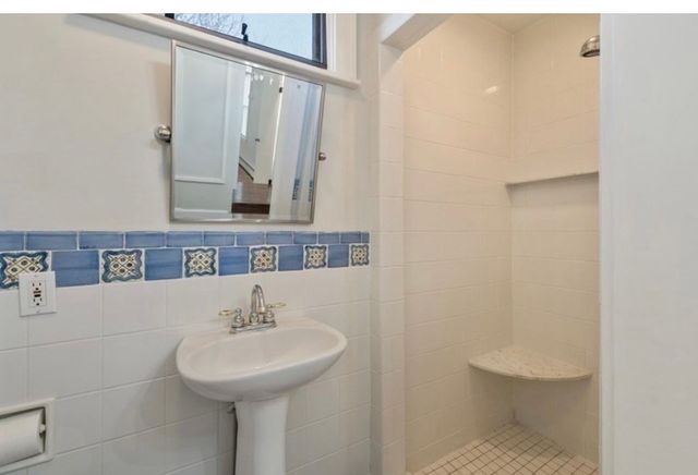 24 Richards Road 1, Watertown, MA 02472