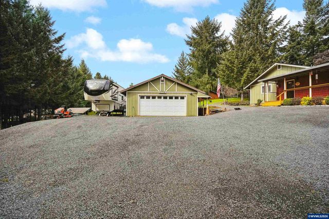 28826 Berlin Rd, Sweet Home, OR 97386