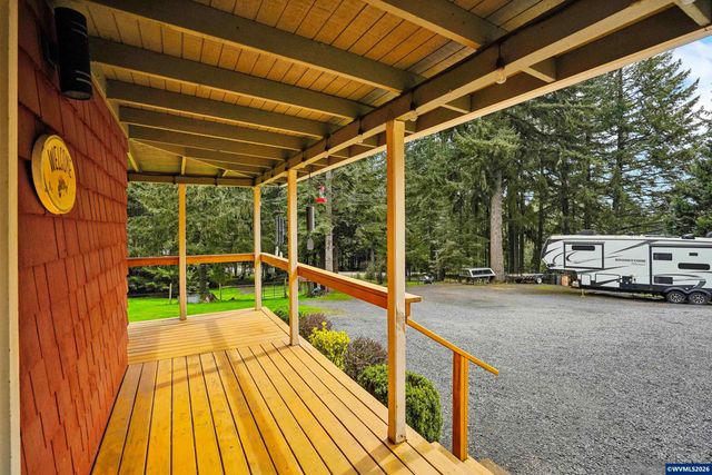 28826 Berlin Rd, Sweet Home, OR 97386