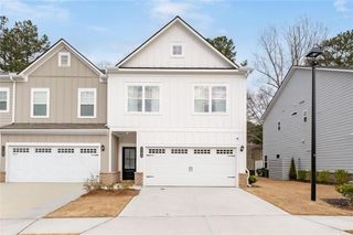 1184 Chastain Drive, Sugar Hill, GA 30518