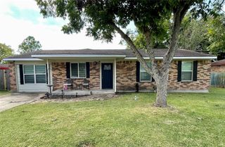 211 Mahan Street, Wharton, TX 77488