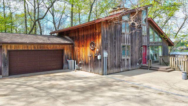 616 S Ski Circle, Santa Claus, IN 47579