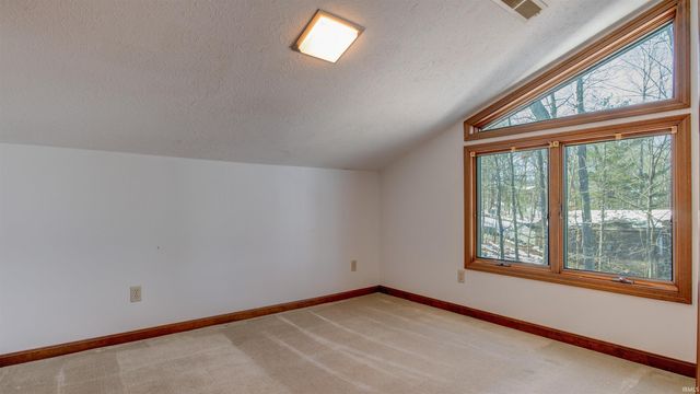 616 S Ski Circle, Santa Claus, IN 47579