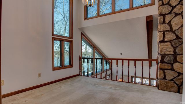 616 S Ski Circle, Santa Claus, IN 47579