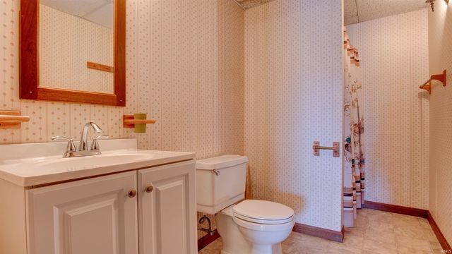 616 S Ski Circle, Santa Claus, IN 47579