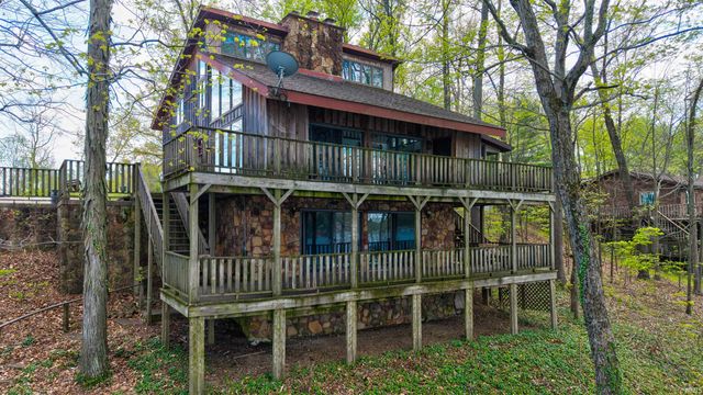 616 S Ski Circle, Santa Claus, IN 47579