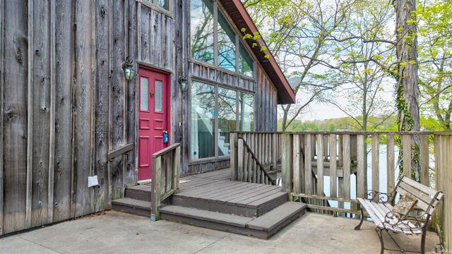 616 S Ski Circle, Santa Claus, IN 47579