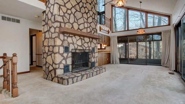 616 S Ski Circle, Santa Claus, IN 47579