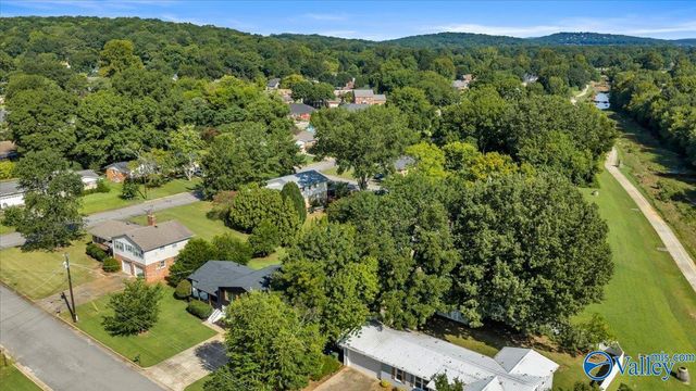 1003 Willow Cove Circle SE, Huntsville, AL 35802