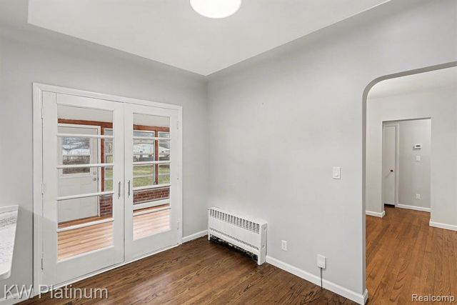 8320 Russell Street, Utica, MI 48317