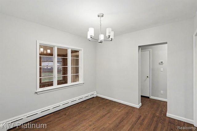 8320 Russell Street, Utica, MI 48317