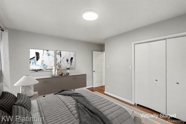 8320 Russell Street, Utica, MI 48317