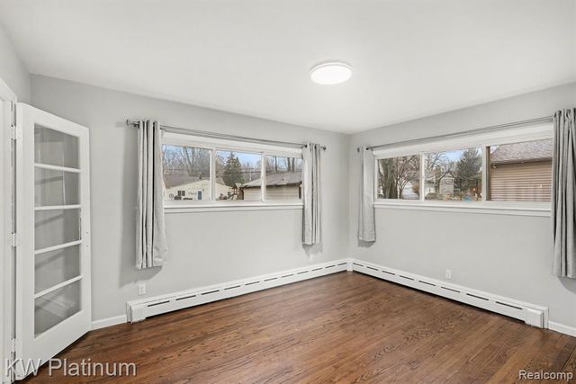 8320 Russell Street, Utica, MI 48317