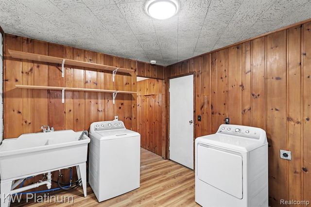 8320 Russell Street, Utica, MI 48317