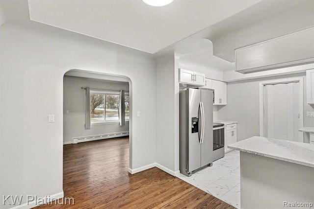 8320 Russell Street, Utica, MI 48317