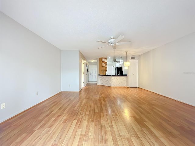 4931 WALDEN CIRCLE 55, Orlando, FL 32811
