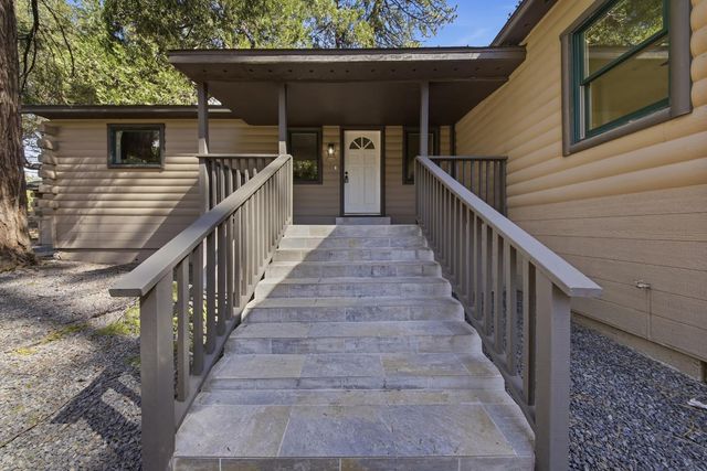 5449 Highway 4, Hathaway Pines, CA 95222