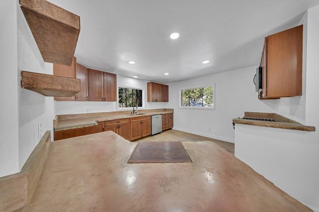 5449 Highway 4, Hathaway Pines, CA 95222