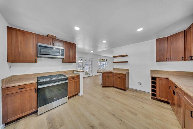 5449 Highway 4, Hathaway Pines, CA 95222